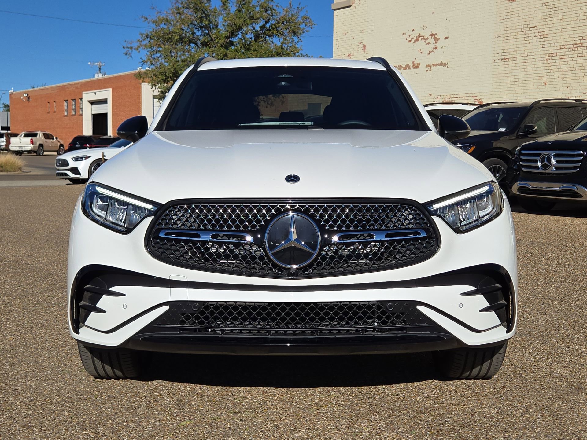 New 2025 Mercedes-Benz GLC 300 image 10