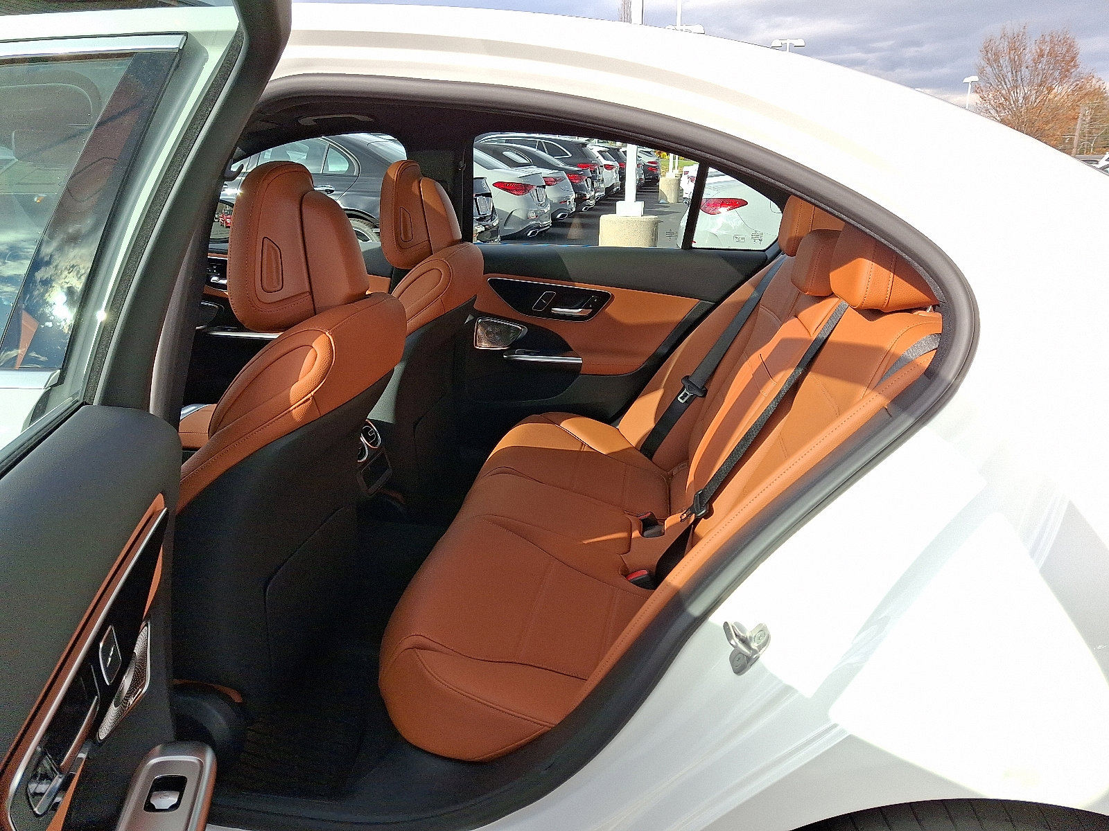 Used 2026 Mercedes-Benz C 300 4MATIC Sedan image 8
