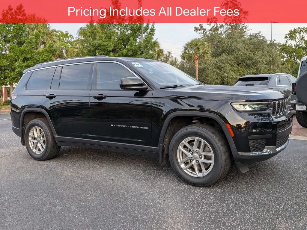 Used 2022 Jeep Grand Cherokee L Laredo w/ Luxury Tech Group I AWD/4WD image 2