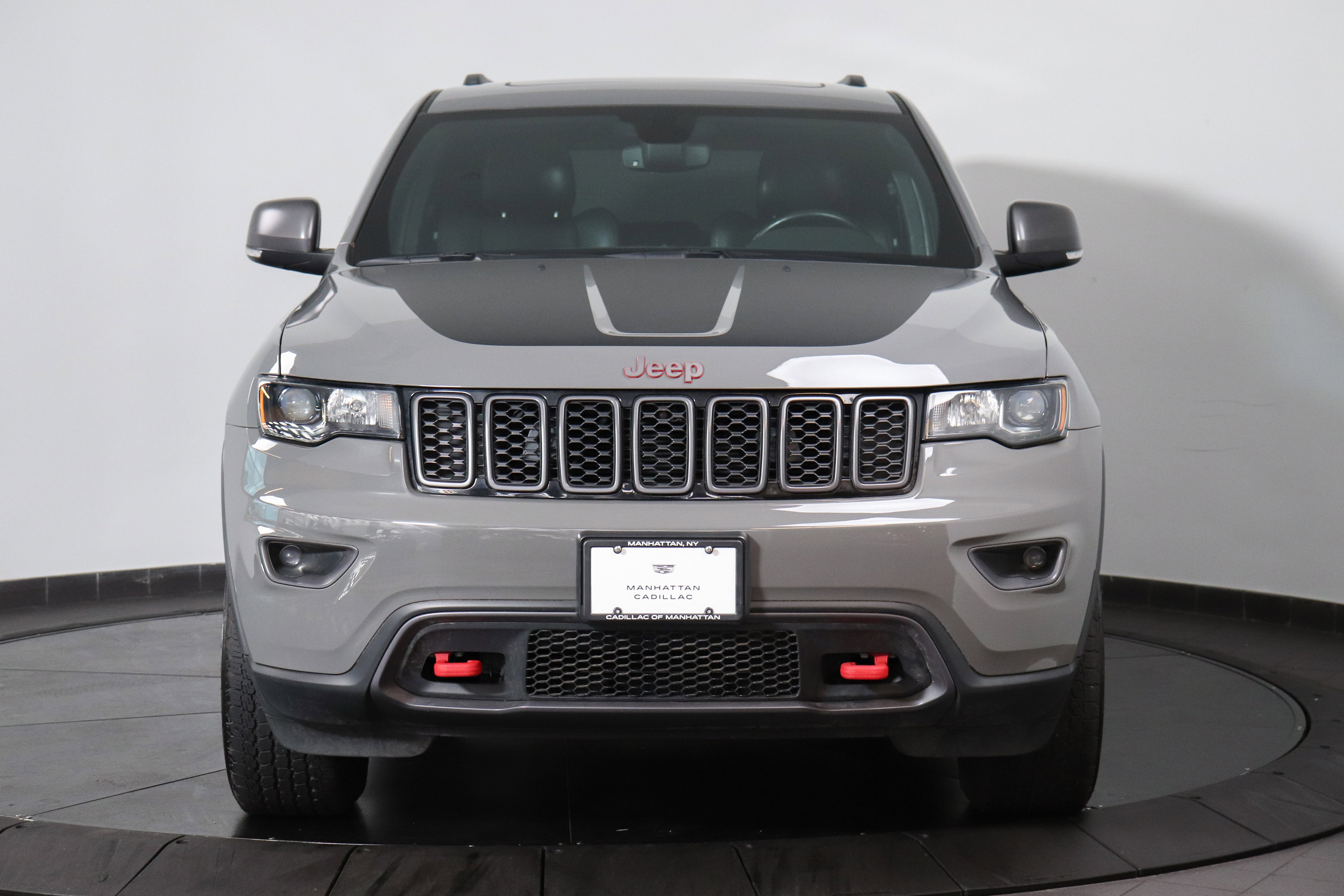 Used 2021 Jeep Grand Cherokee Trailhawk image 8