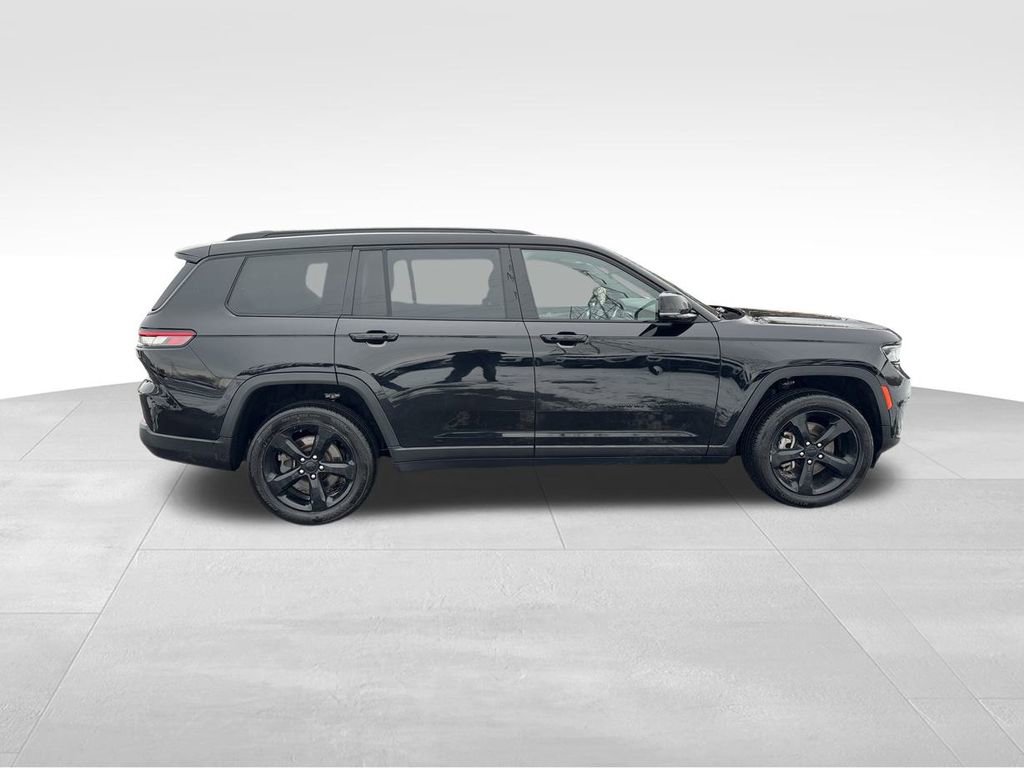 Used 2023 Jeep Grand Cherokee L Laredo image 8