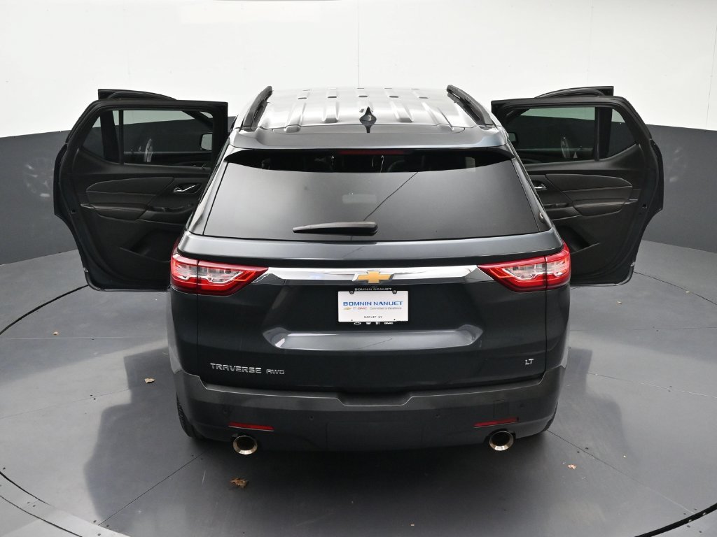 Used 2020 Chevrolet Traverse LT AWD/4WD image 36