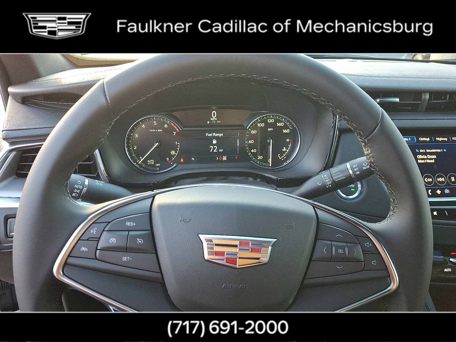 New 2026 Cadillac XT5 Luxury image 19