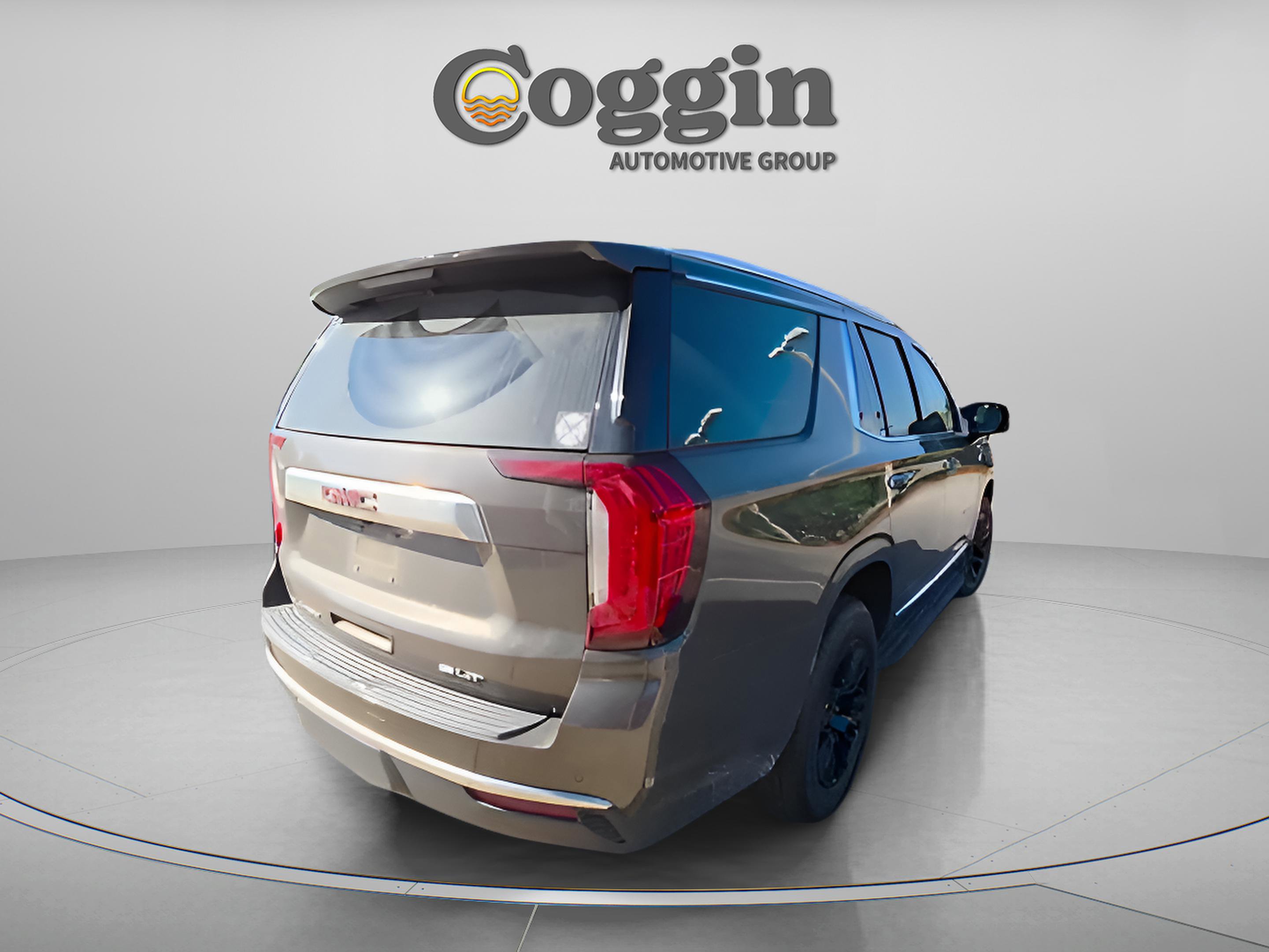 Used 2021 GMC Yukon SLT w/ SLT Premium Package image 18