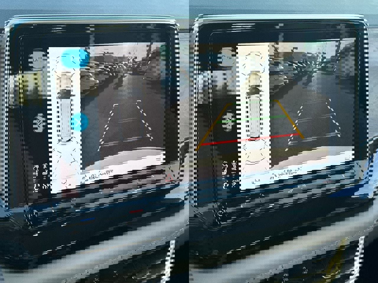 New 2026 Volkswagen Atlas SE image 23