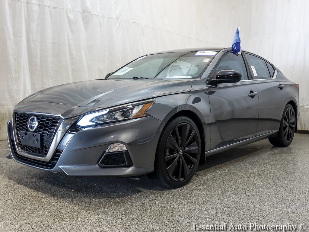 Used 2019 Nissan Altima 2.5 SR FWD image 2