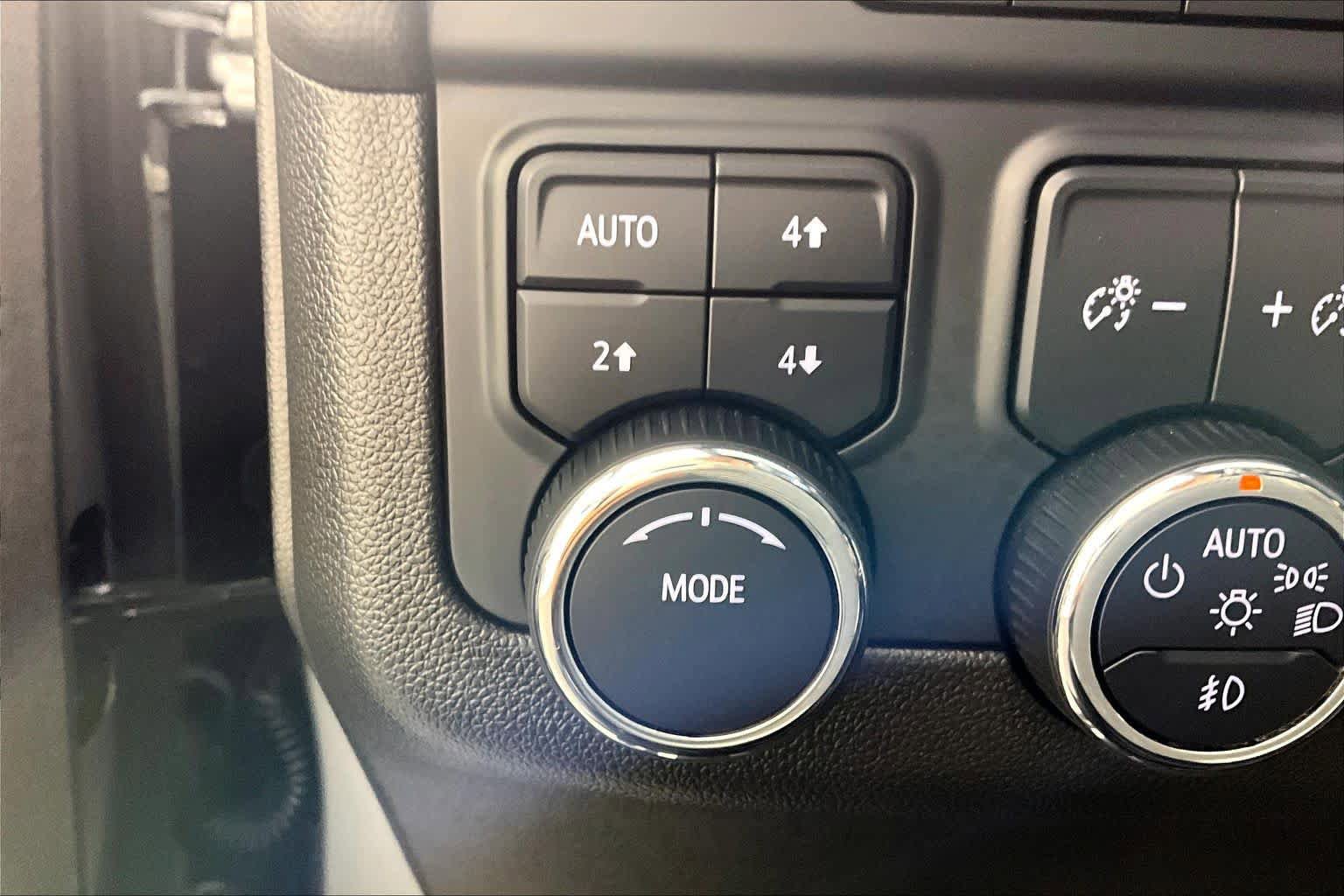 Used 2025 Chevrolet Tahoe RST w/ Comfort Package AWD/4WD image 69
