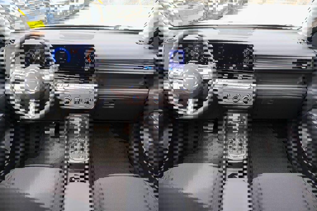 New 2026 Hyundai Kona SE image 6