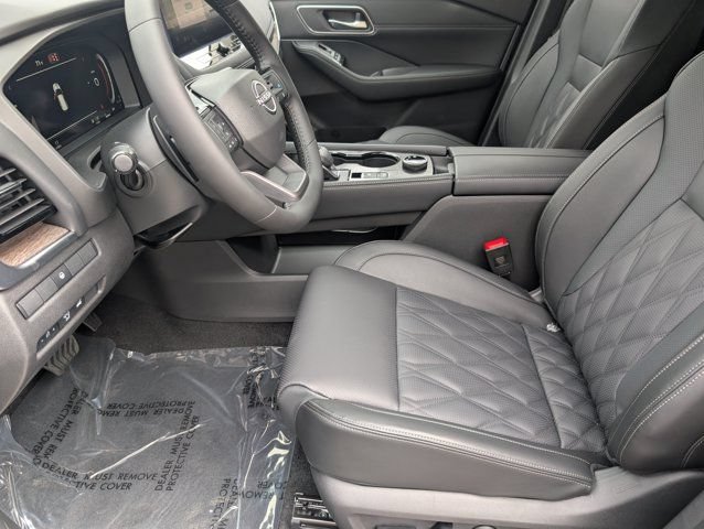 New 2026 Nissan Rogue Platinum AWD/4WD image 11