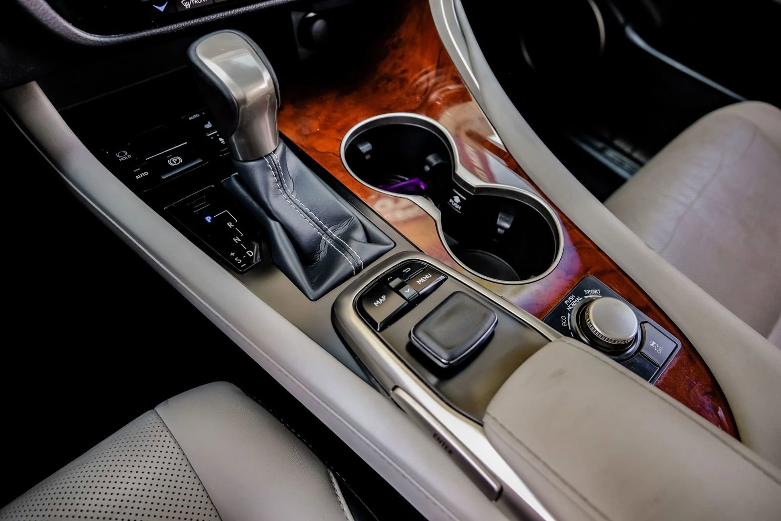 Used 2019 Lexus RX 350L FWD image 24