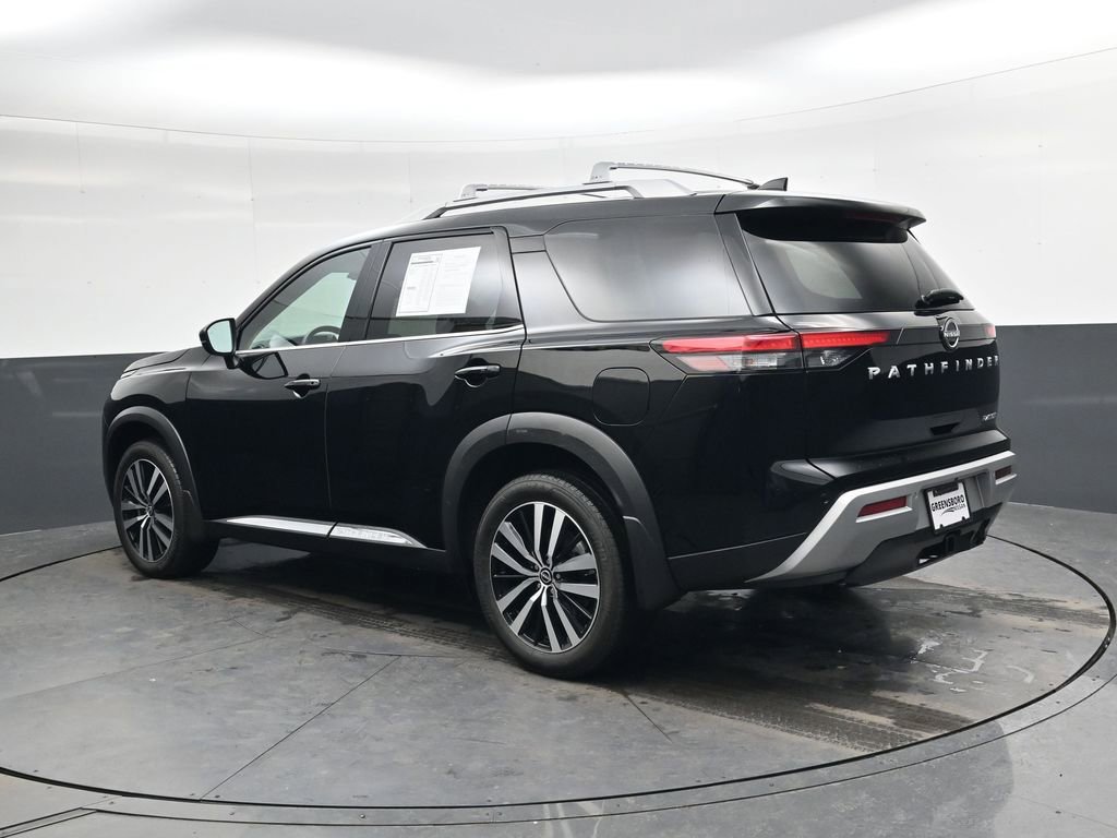 Used 2025 Nissan Pathfinder Platinum image 6