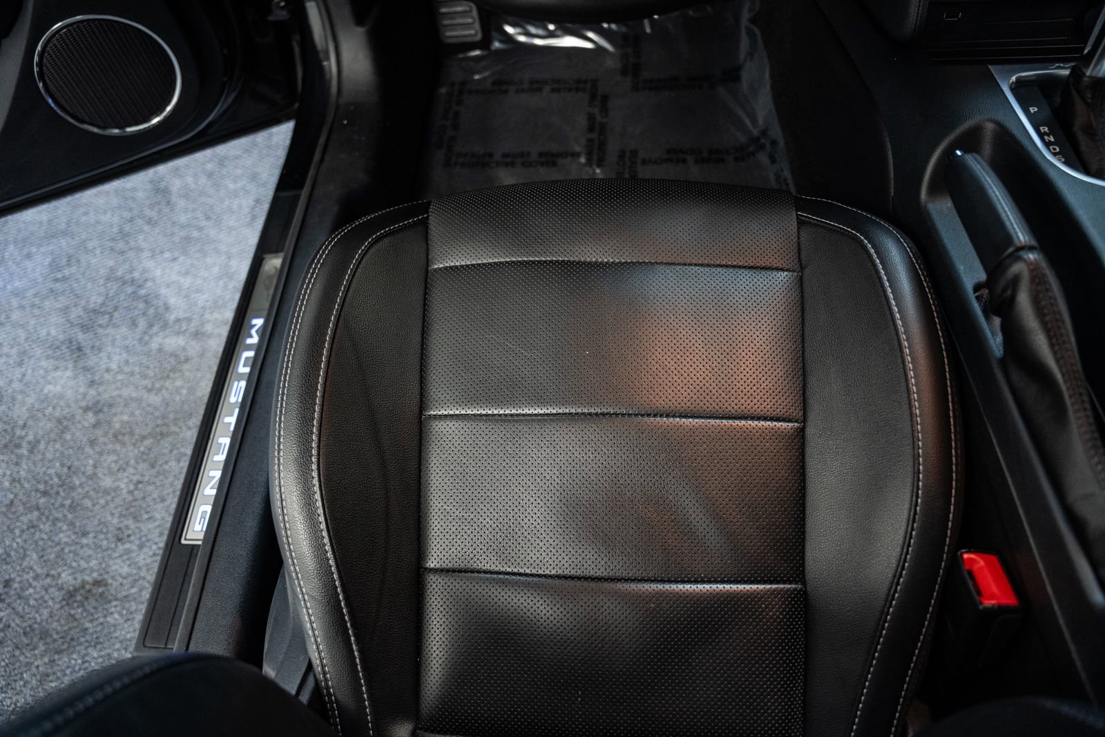 Used 2019 Ford Mustang Premium w/ Ecoboost Performance Package image 37