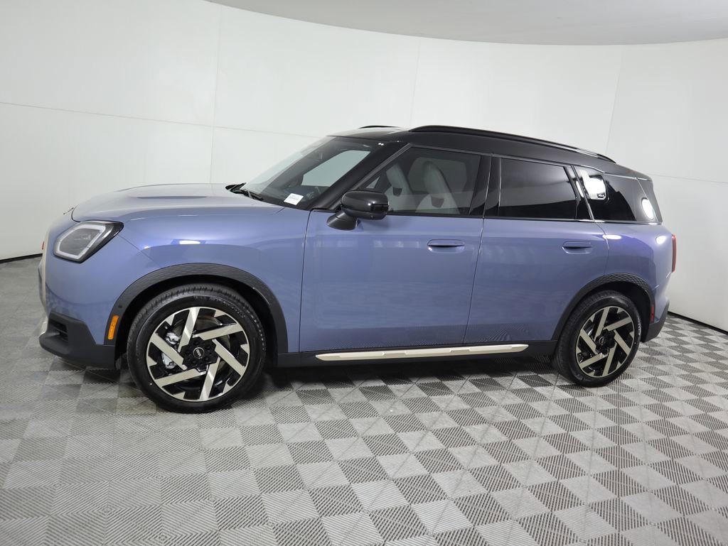 Used 2026 MINI Cooper Countryman S w/ Comfort Package Max image 9