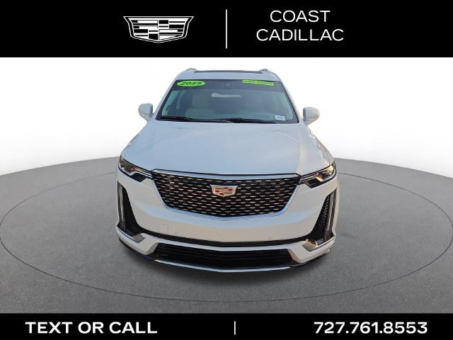 Certified 2025 Cadillac XT6 Premium Luxury w/ Technology Package FWD image 2