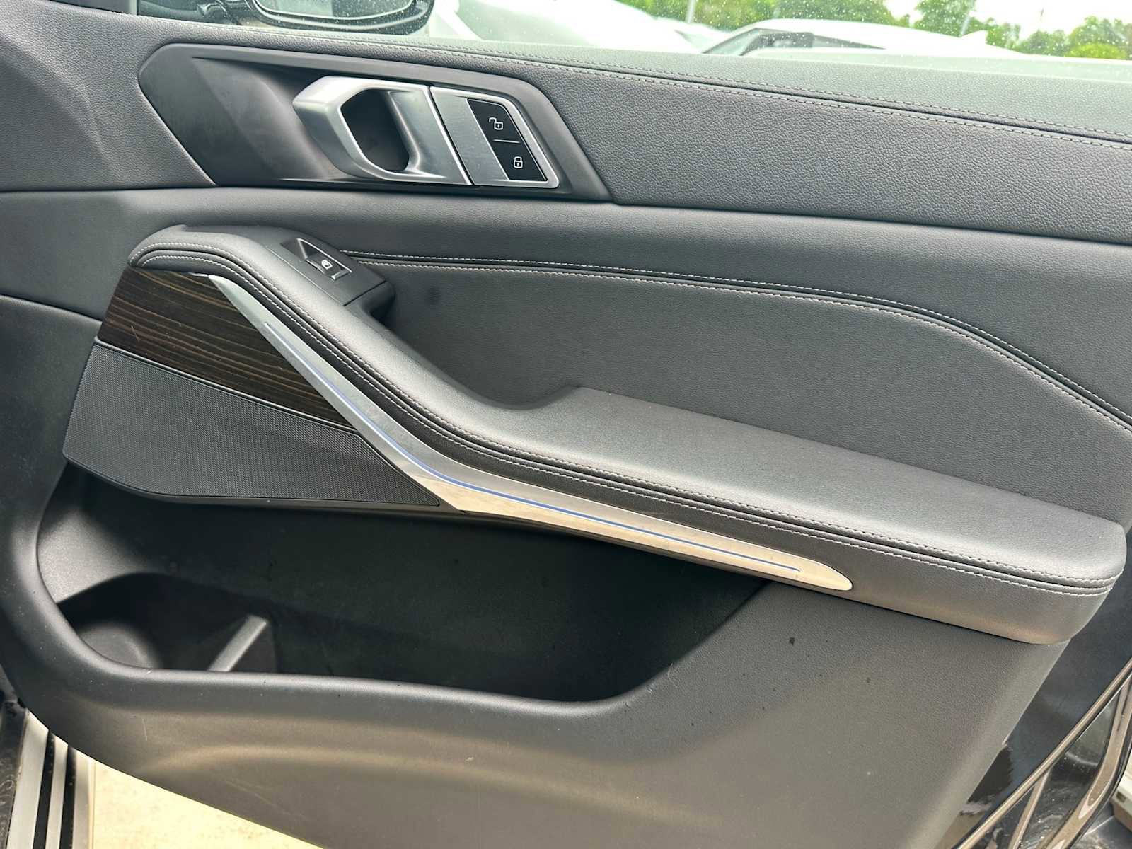 Used 2023 BMW X5 xDrive45e image 27