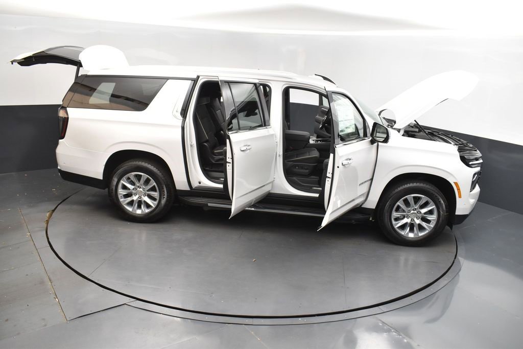 New 2025 Chevrolet Suburban Premier image 51