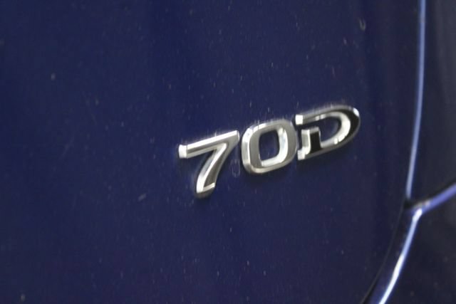 Used 2015 Tesla Model S 70D AWD/4WD image 12