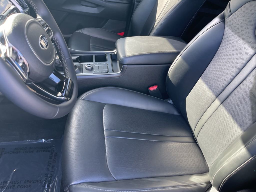 Used 2021 Kia Sorento S image 19