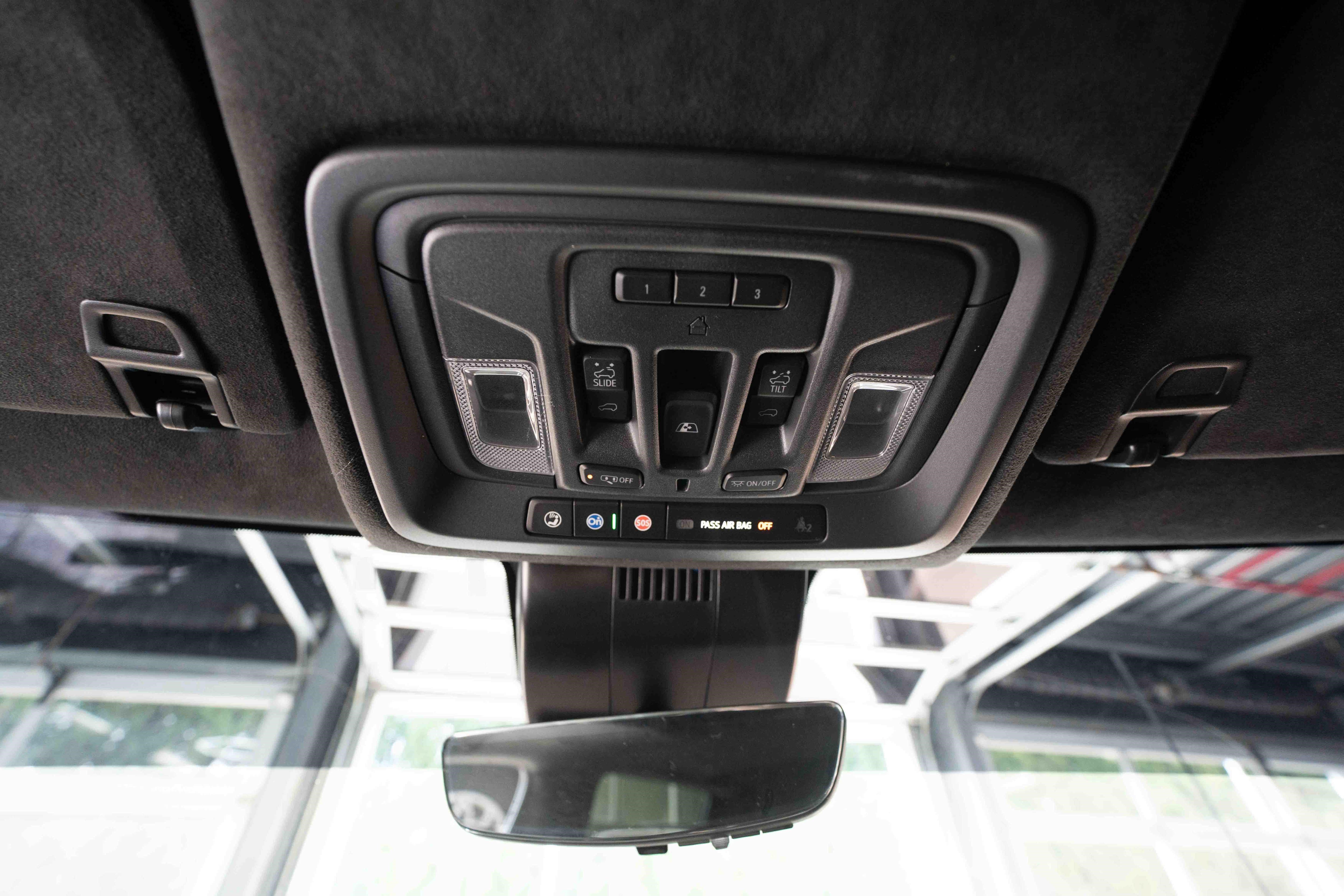Used 2024 GMC Sierra 2500 AT4X AWD/4WD image 18