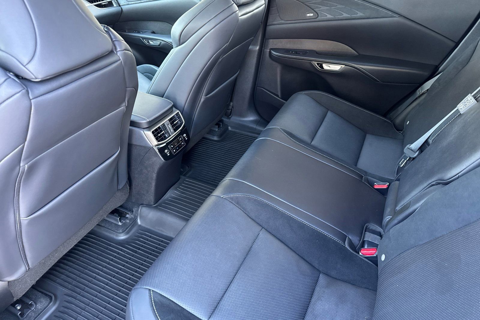 Certified 2024 Lexus RX 500h F Sport w/ Convenience Package image 14