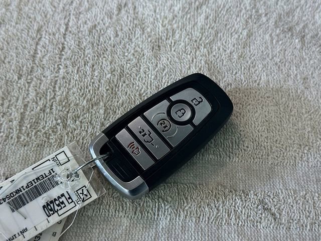 Certified 2022 Ford F150 XLT w/ Equipment Group 302A High image 29