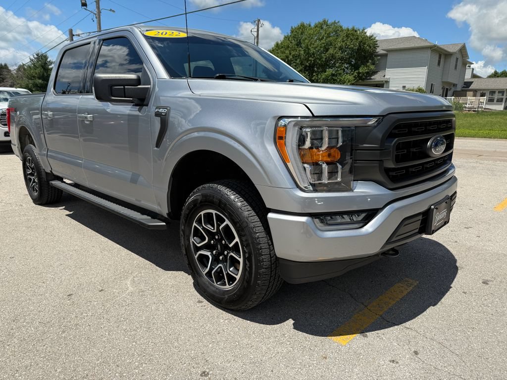 Used 2022 Ford F150 XLT w/ Equipment Group 302A High AWD/4WD image 3