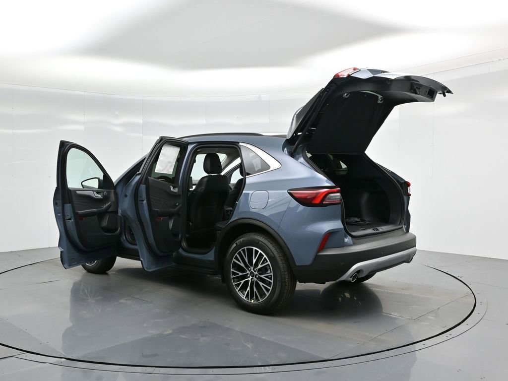 New 2025 Ford Escape SE w/ PHEV Premium Package image 38
