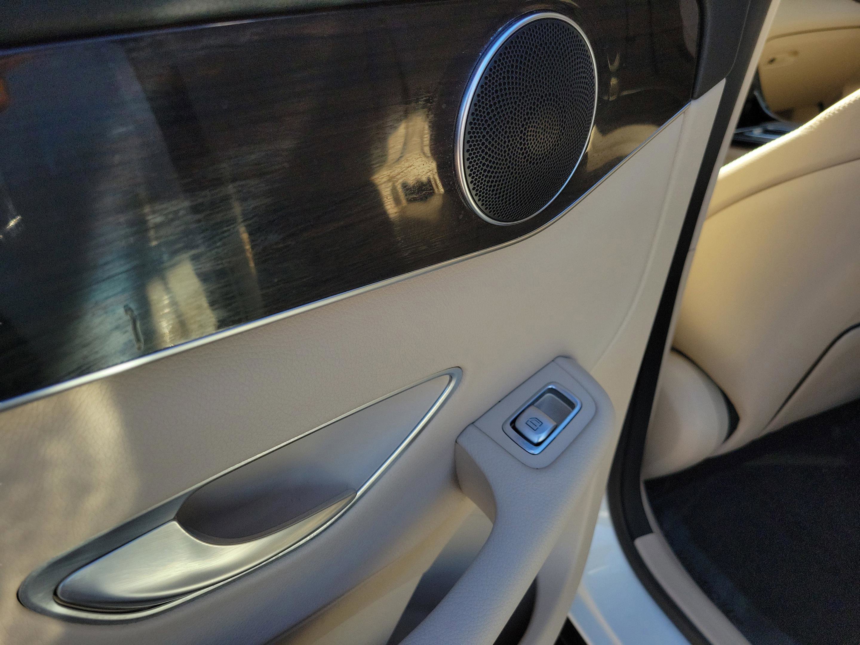 Certified 2022 Mercedes-Benz GLC 300 image 11