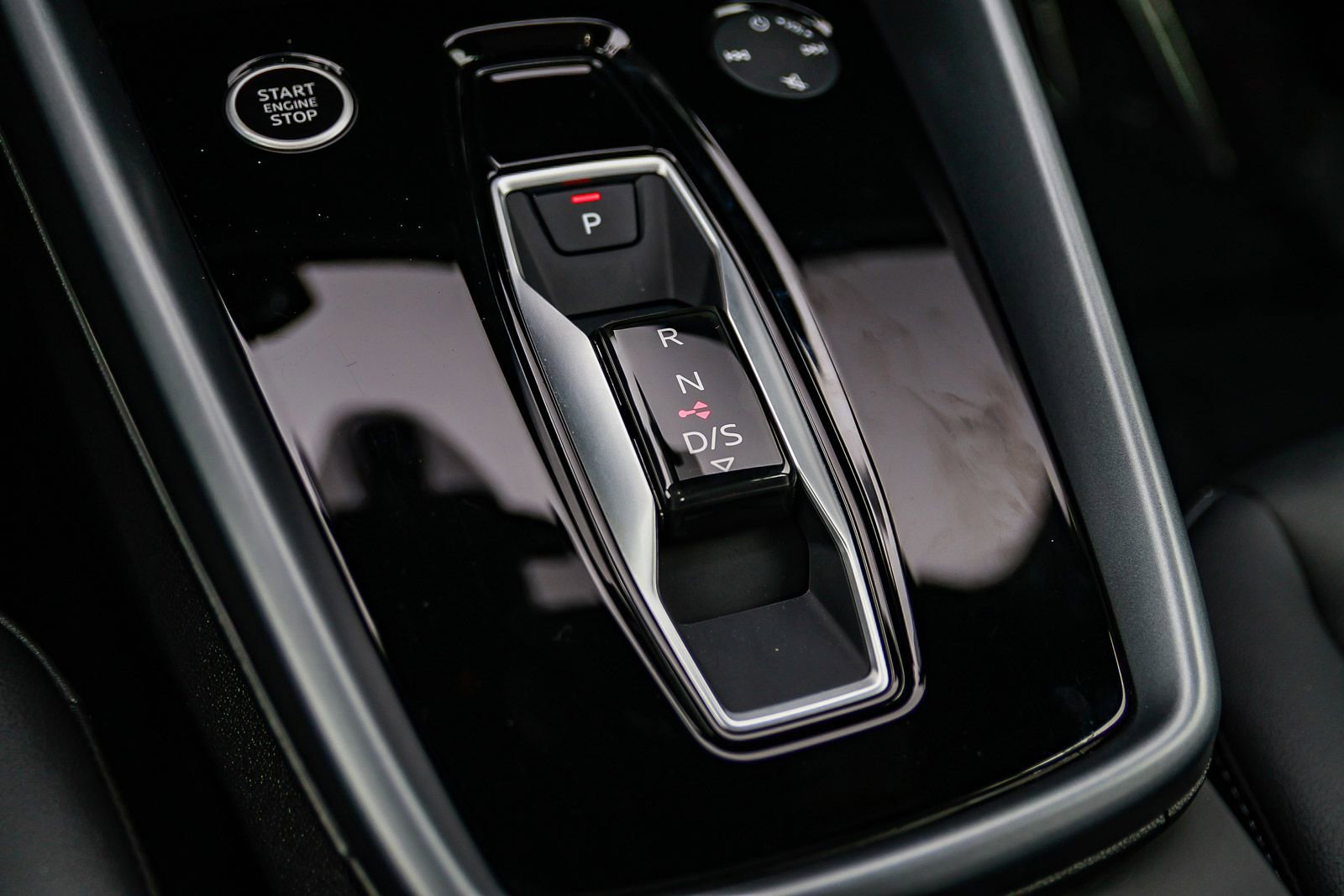 Used 2025 Audi A3 2.0T Premium w/ Black Optic Package image 25