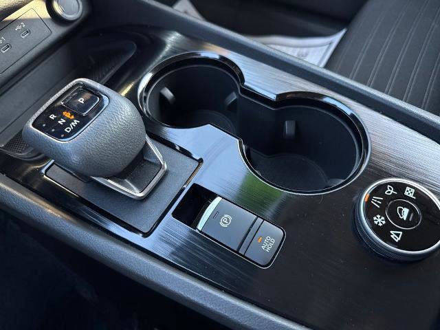 Certified 2025 Nissan Rogue SV image 27