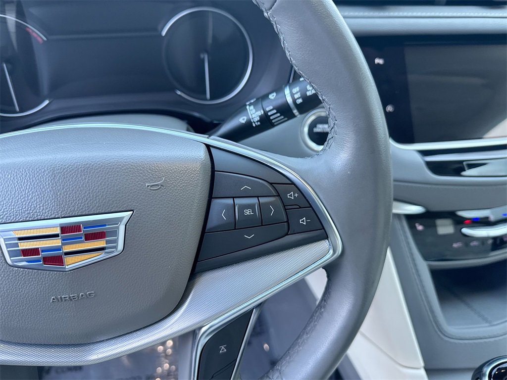 Used 2024 Cadillac XT5 Premium Luxury image 18