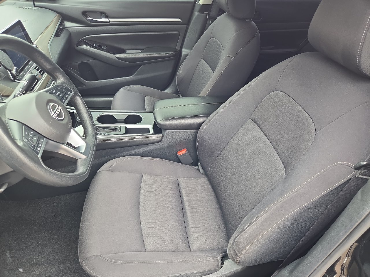 Certified 2023 Nissan Altima 2.5 SV FWD image 14
