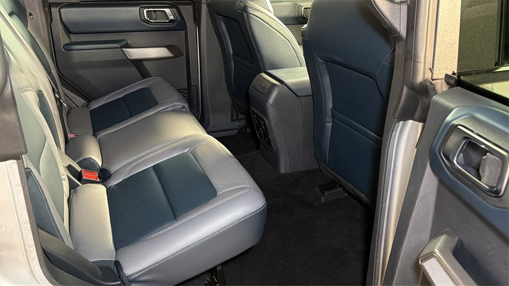 Used 2021 Ford Bronco Outer Banks image 13