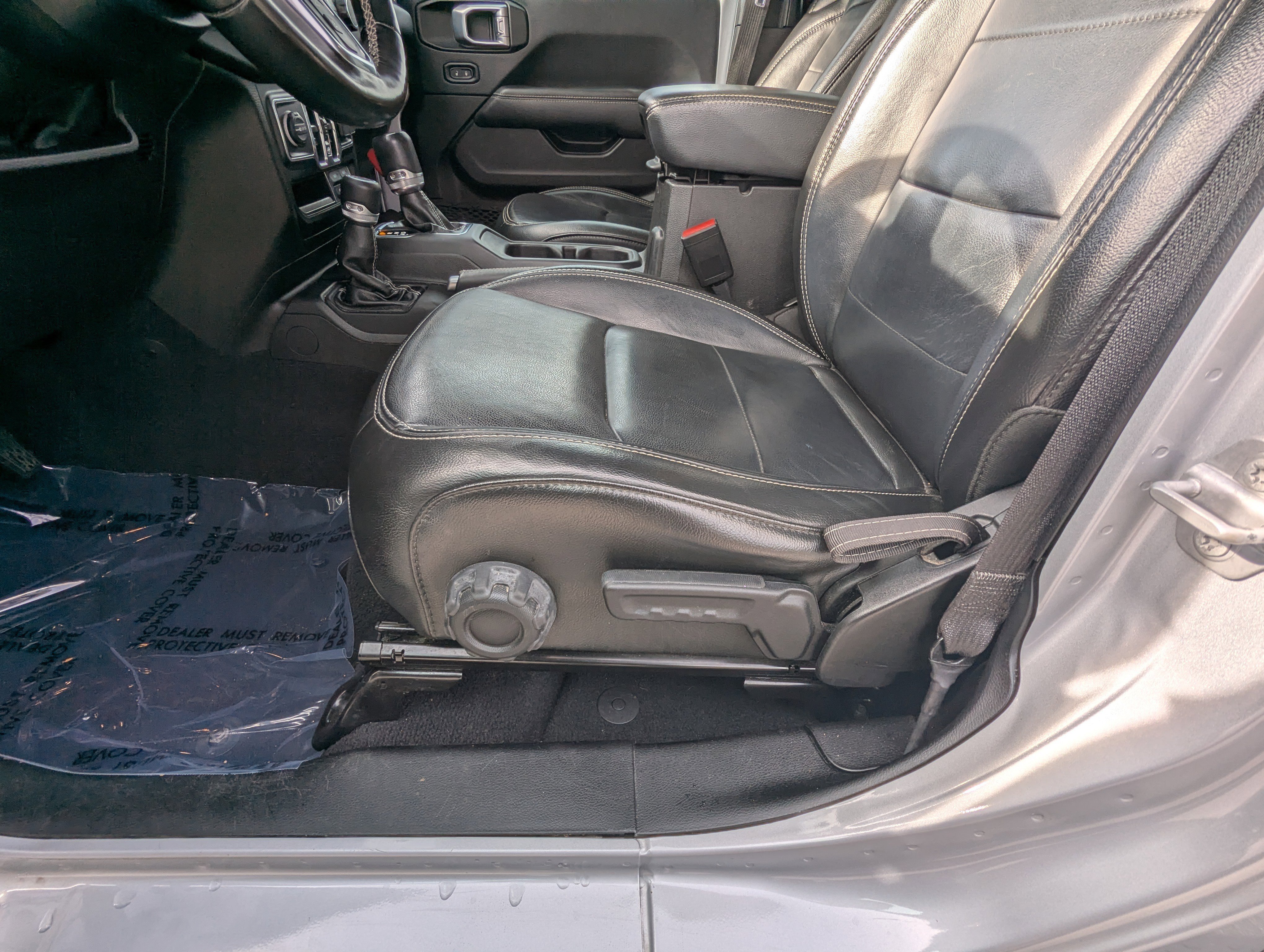 Used 2022 Jeep Wrangler Unlimited Sahara w/ LED Lighting Group image 15