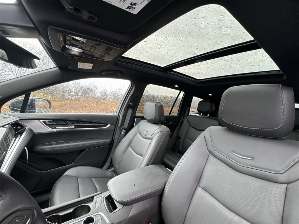 New 2025 Cadillac XT6 Premium Luxury w/ Technology Package image 22