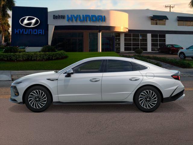 New 2025 Hyundai Sonata SEL image 3