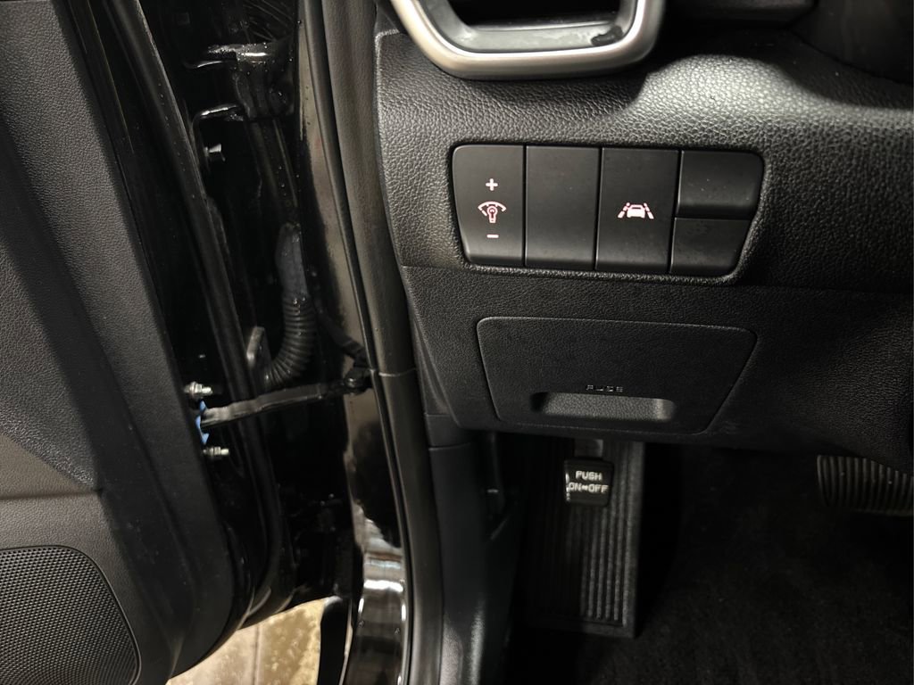 Used 2022 Kia Sportage LX image 33