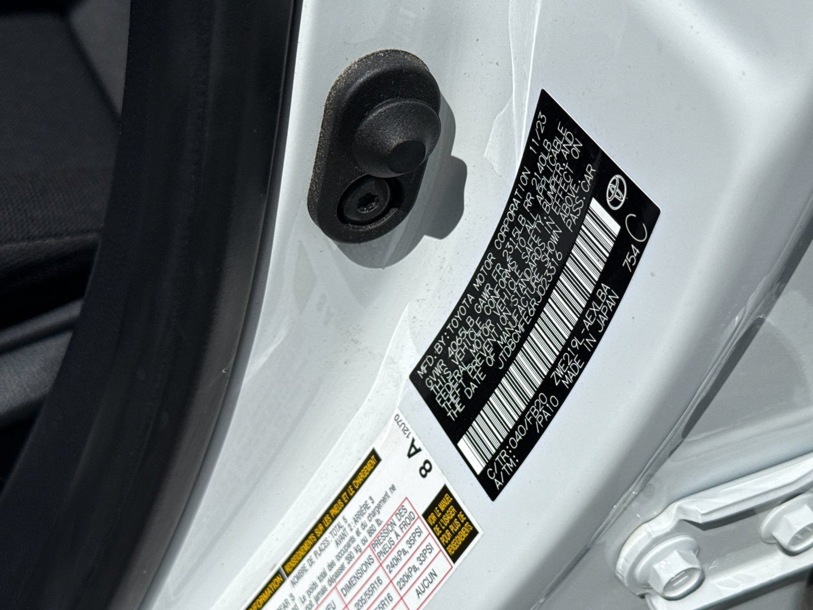 Used 2024 Toyota Corolla LE FWD image 25