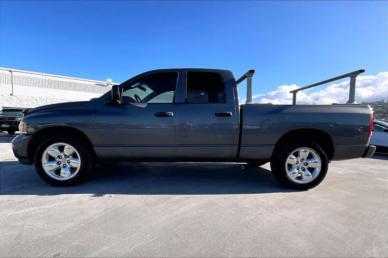 Used 2003 Dodge Ram 1500 Truck 2WD Quad Cab image 3