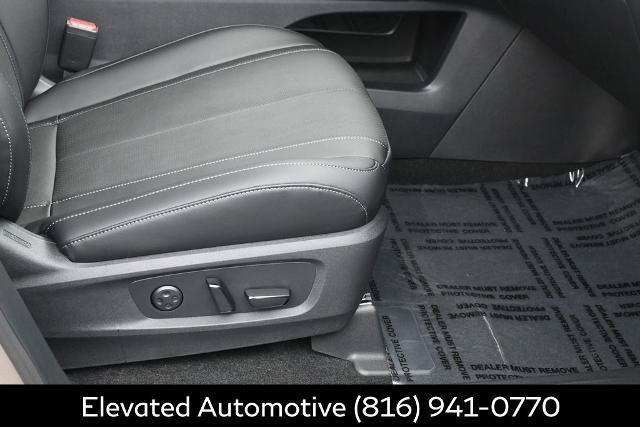 Certified 2026 INFINITI QX60 Luxe w/ Cargo Package AWD/4WD image 7