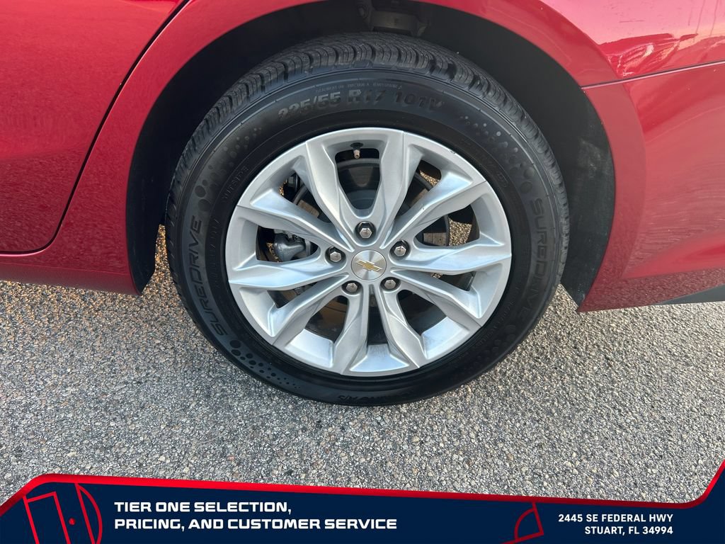 Used 2025 Chevrolet Malibu LT FWD image 9