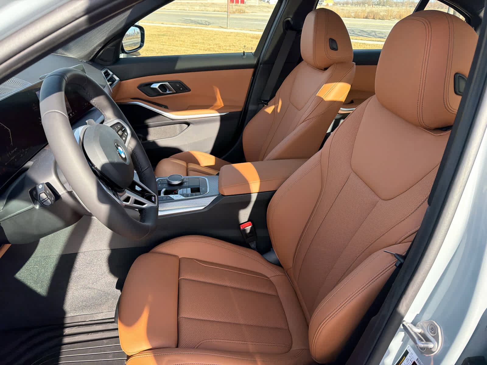 Used 2026 BMW 330i xDrive Sedan w/ M Sport Package image 19