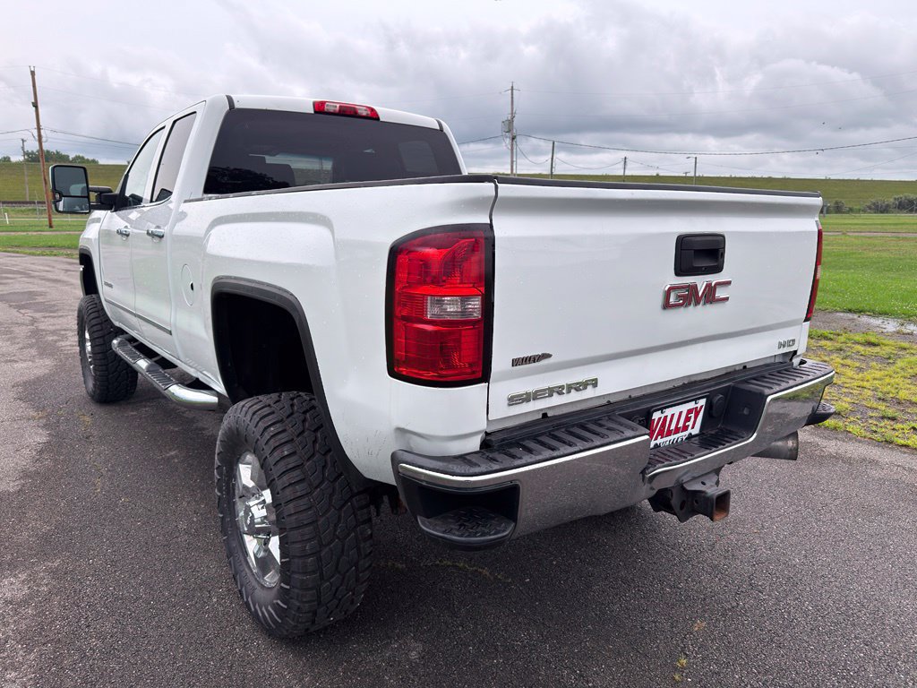 Used 2016 GMC Sierra 2500 SLT w/ Suspension Package, Off-Road AWD/4WD image 14