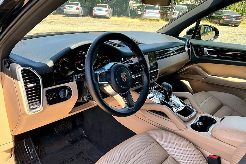 Used 2019 Porsche Cayenne AWD/4WD image 17