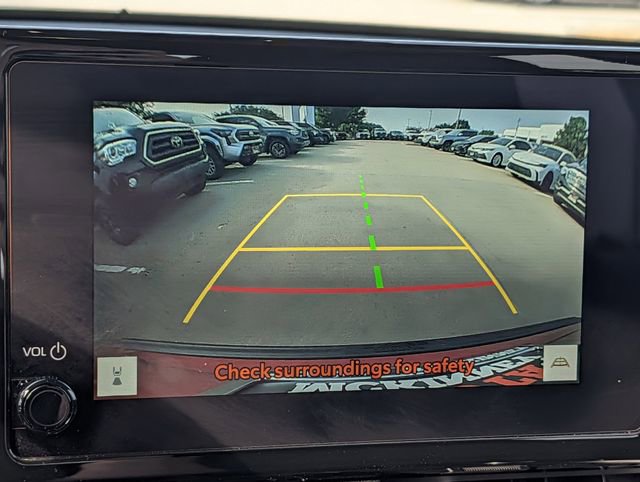 Used 2024 Toyota Corolla Cross XLE w/ Convenience Package FWD image 18