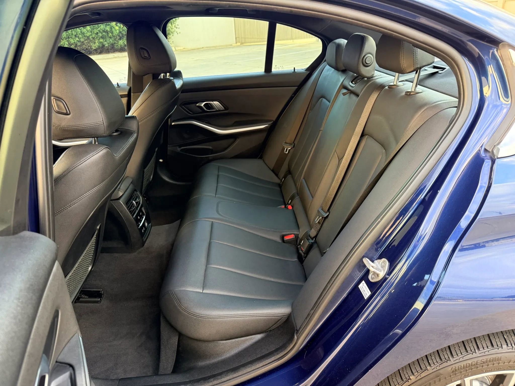 Used 2020 BMW 330i Sedan w/ Convenience Package image 14