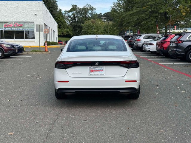 Used 2023 Honda Accord EX image 7
