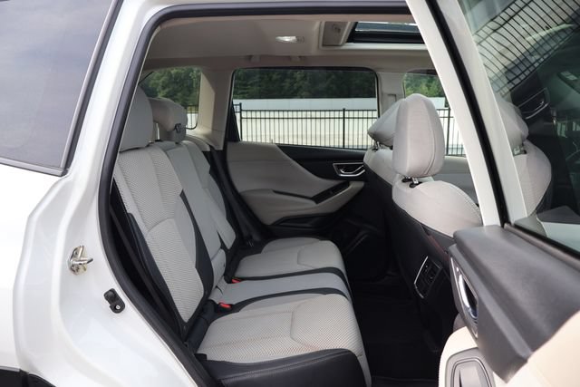 Used 2020 Subaru Forester Premium AWD/4WD image 21