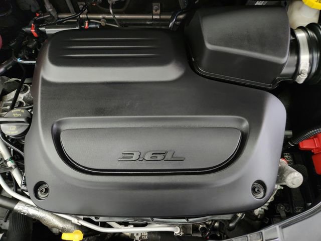 Used 2023 Chrysler Voyager LX FWD image 34