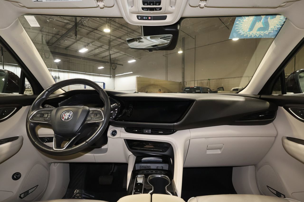 Used 2021 Buick Envision Avenir w/ Technology Package II image 29